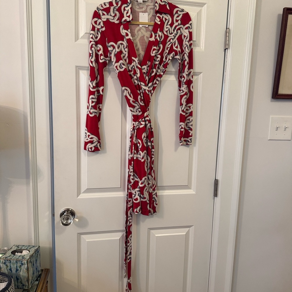 Diane Von Furstenberg Red and White Chain-Print Wrap Dress